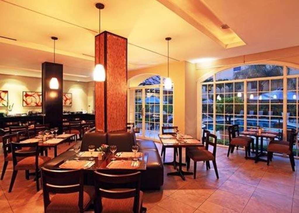 Four Points By Sheraton San Jose Costa Rica Ресторант снимка